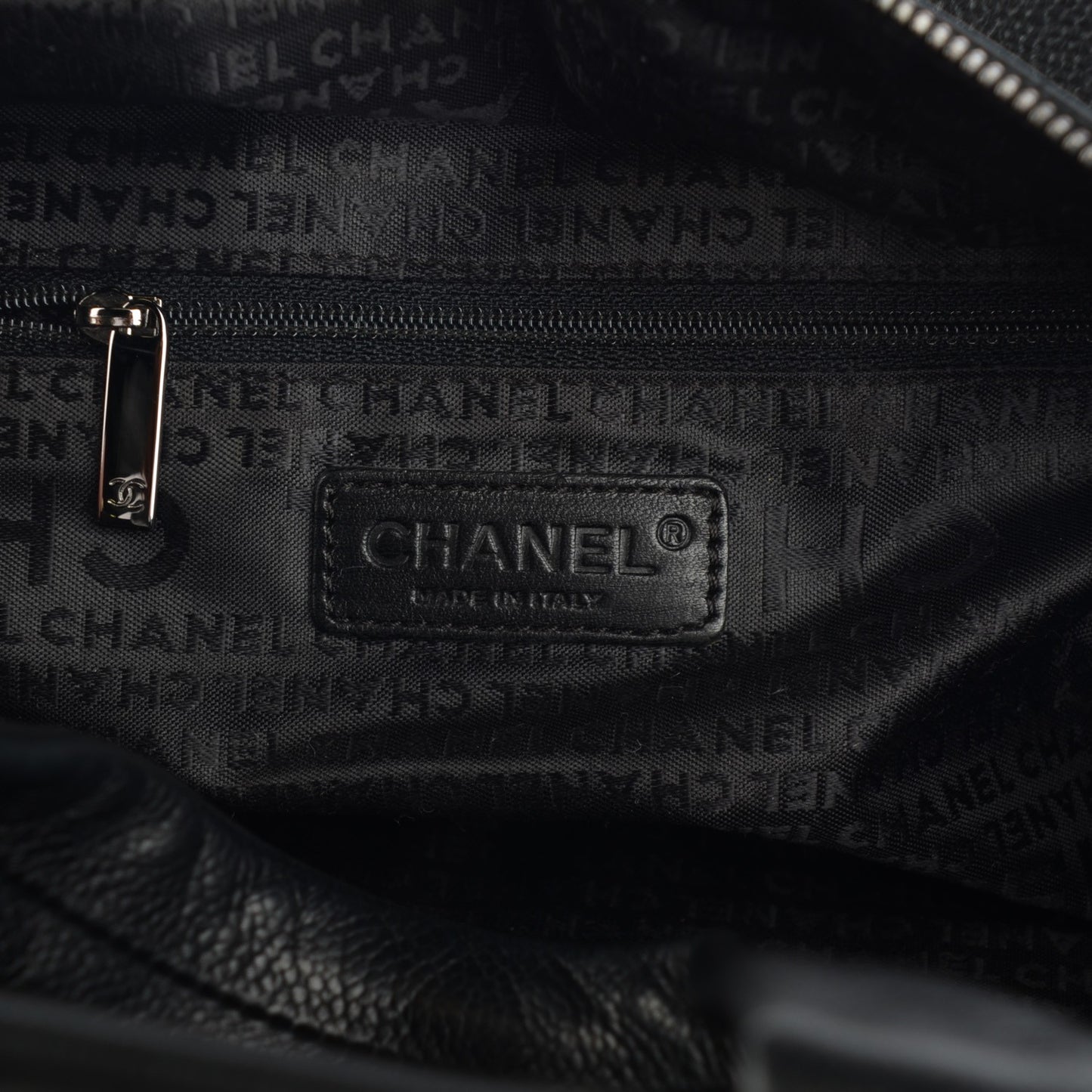 Caviar Square Stitched Medium Tote Black