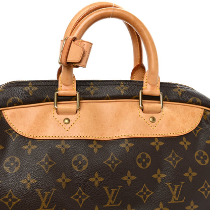 Louis Vuitton Monogram Evasion Sports Bag 14 of 22