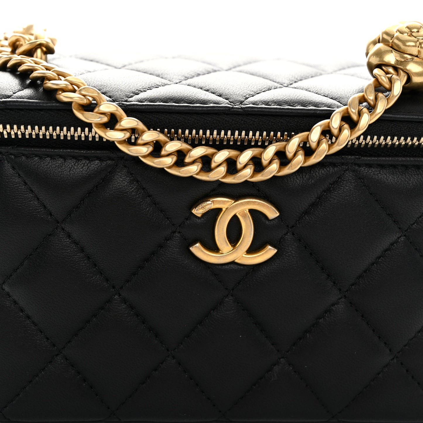 Lambskin Quilted Sweet Camellia Small Vanity Case With Chain Black