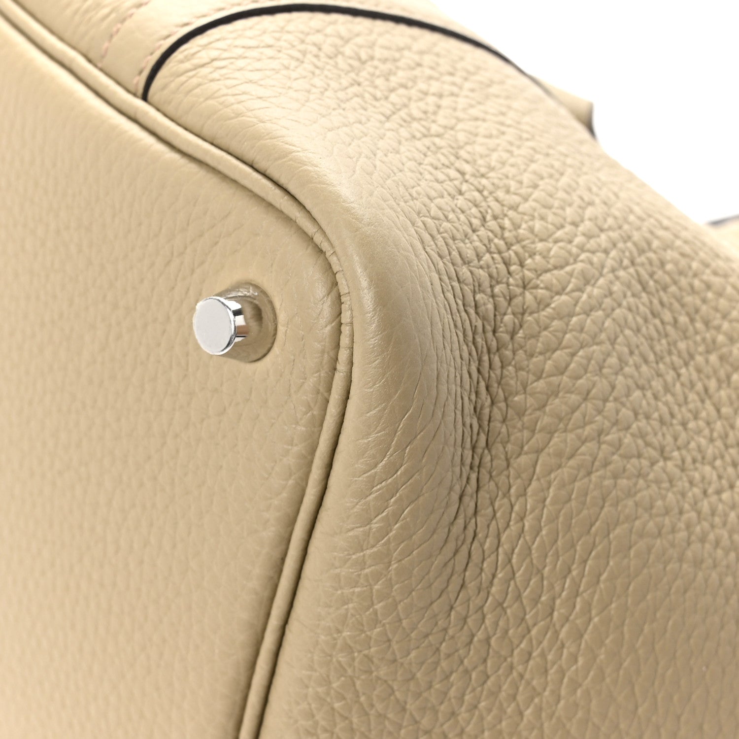 Hermes Taurillon Clemence Picotin Lock 18 PM Trench 10 of 13