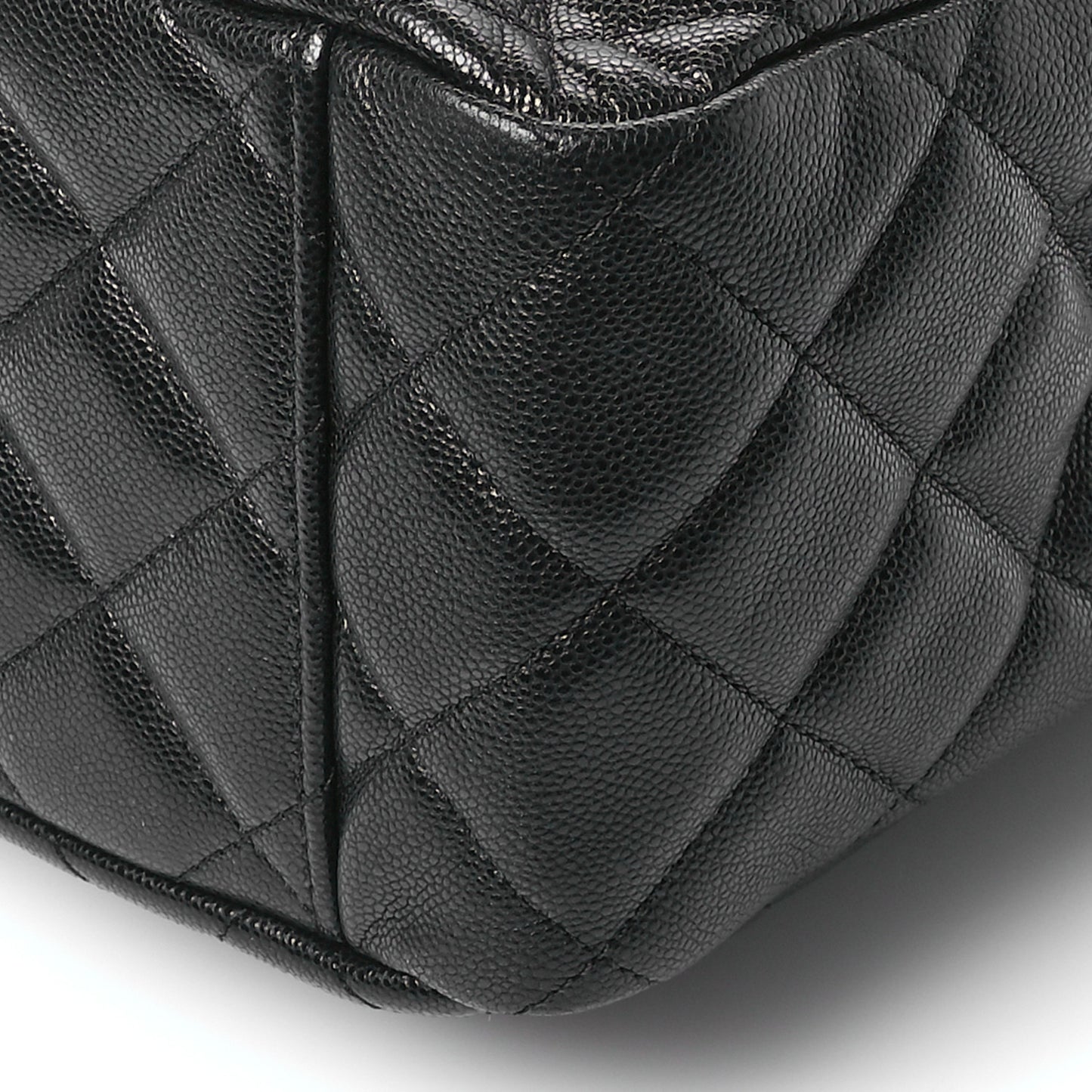 Caviar Quilted XXL Travel Flap Bag Black