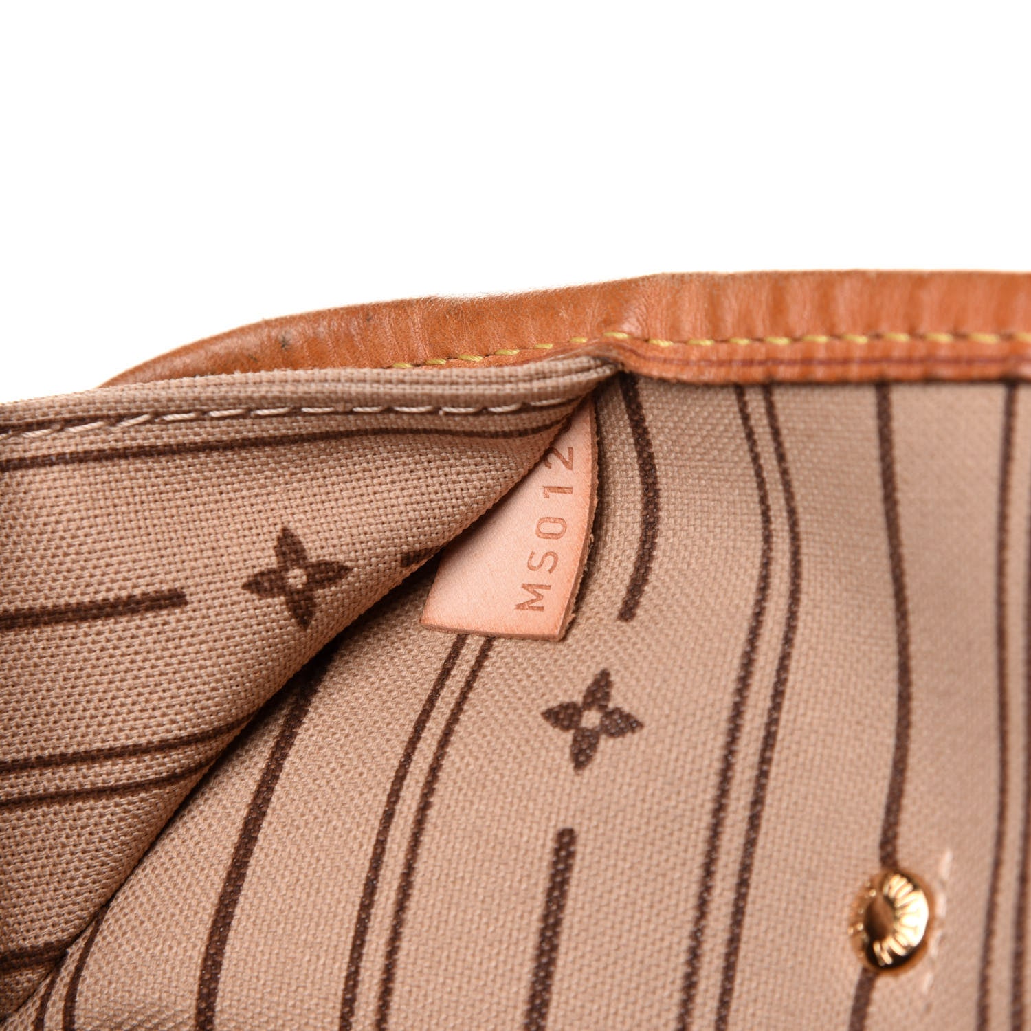 Louis Vuitton Monogram Neverfull MM 15 of 31