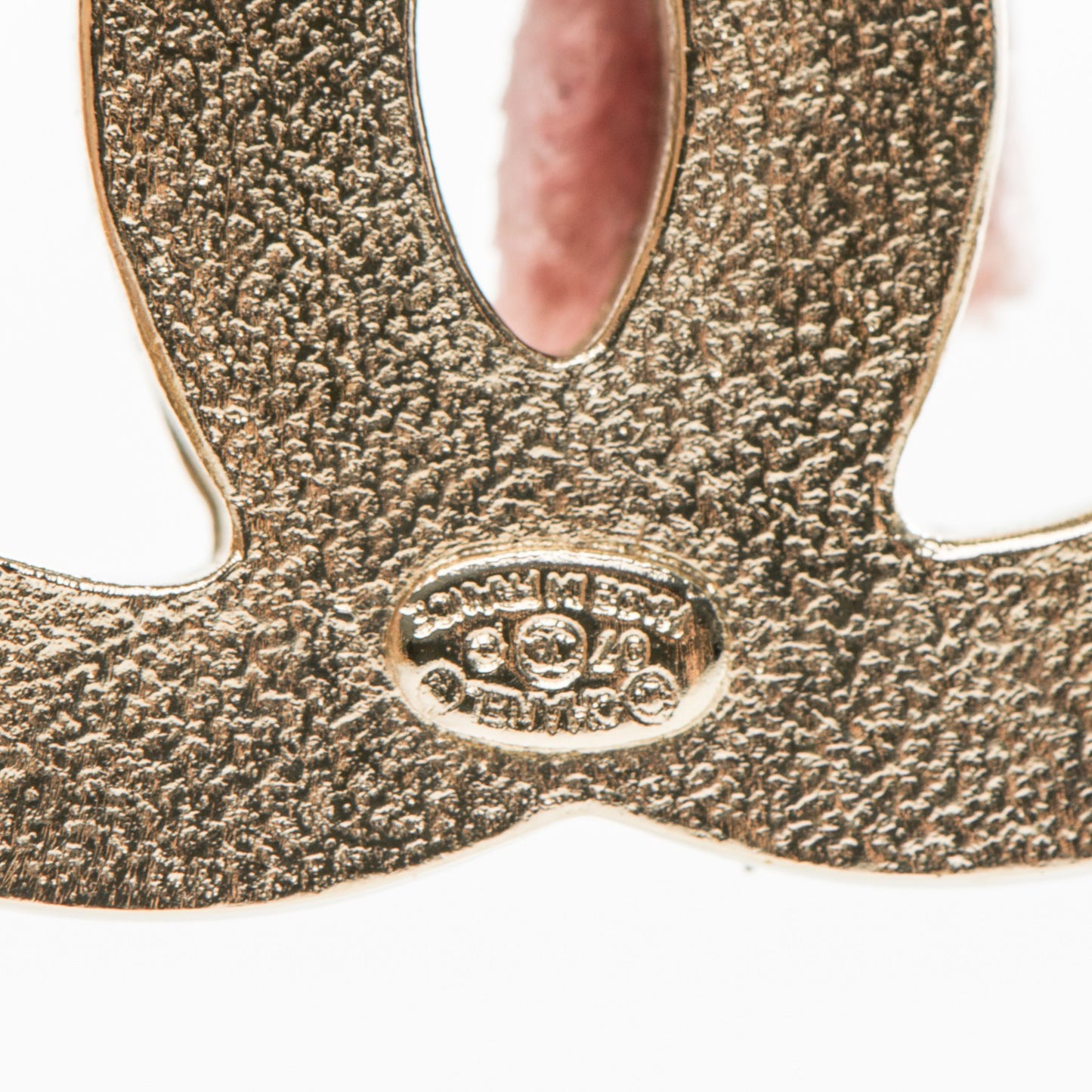 Enamel Velvet Ribbon CC Brooch Pink Gold