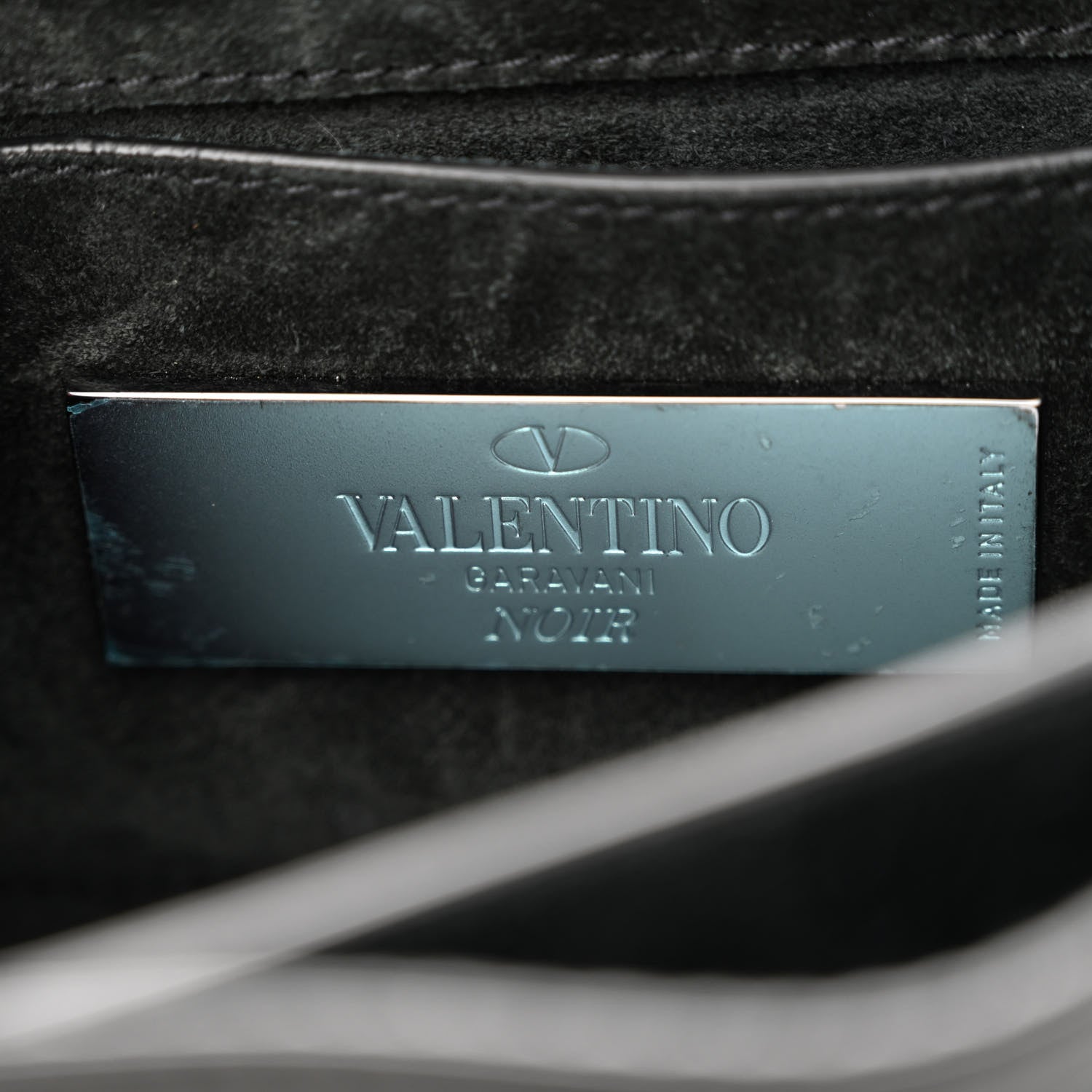 Valentino Garavani Pebbled Calfskin Rockstud Rolling Flip Lock Crossbody Bag Black 6 of 13