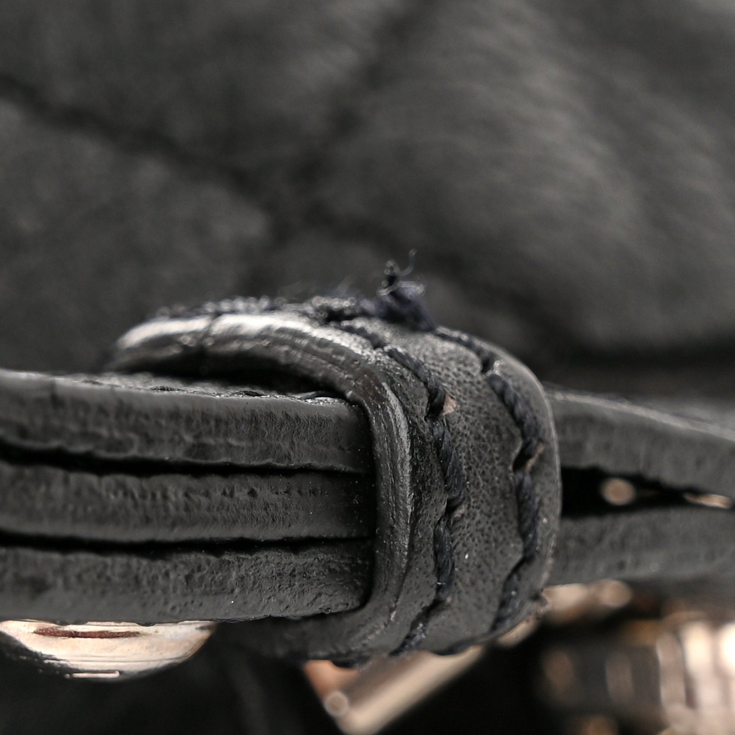 Caviar Quilted Expandable Zip Shoulder Bag Black