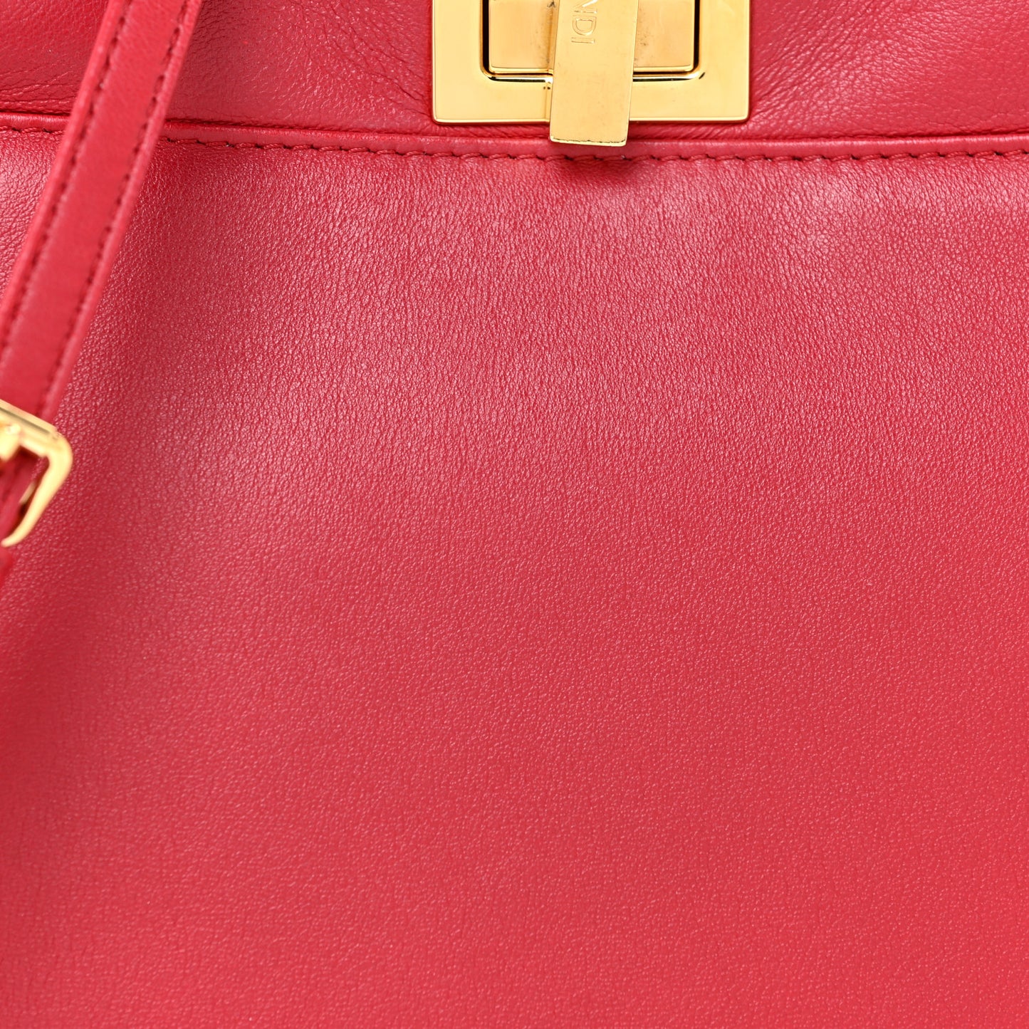 Nappa Mini Peekaboo Iconic Satchel Fragola