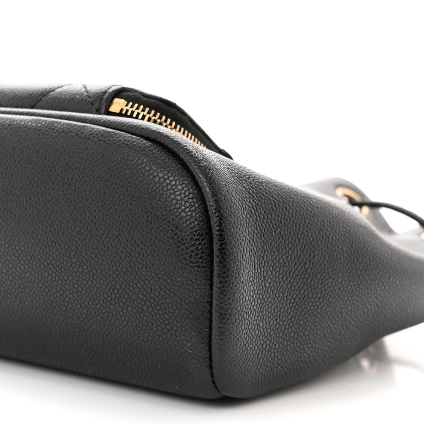 Caviar Quilted CC Pocket Bucket Bag Black