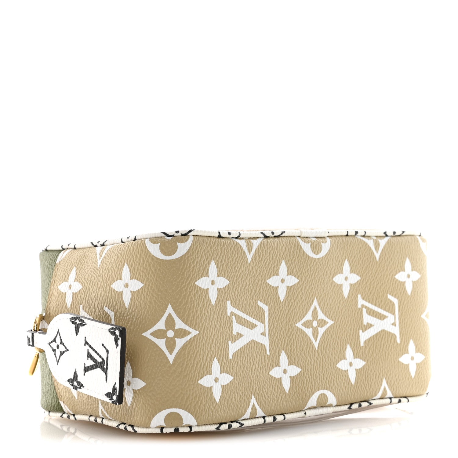 Louis Vuitton Monogram Giant Beach Pouch Kaki 4 of 11