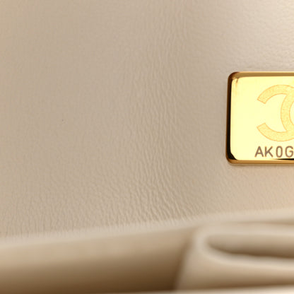 Chanel Caviar Quilted Jumbo Double Flap White 6 of 9