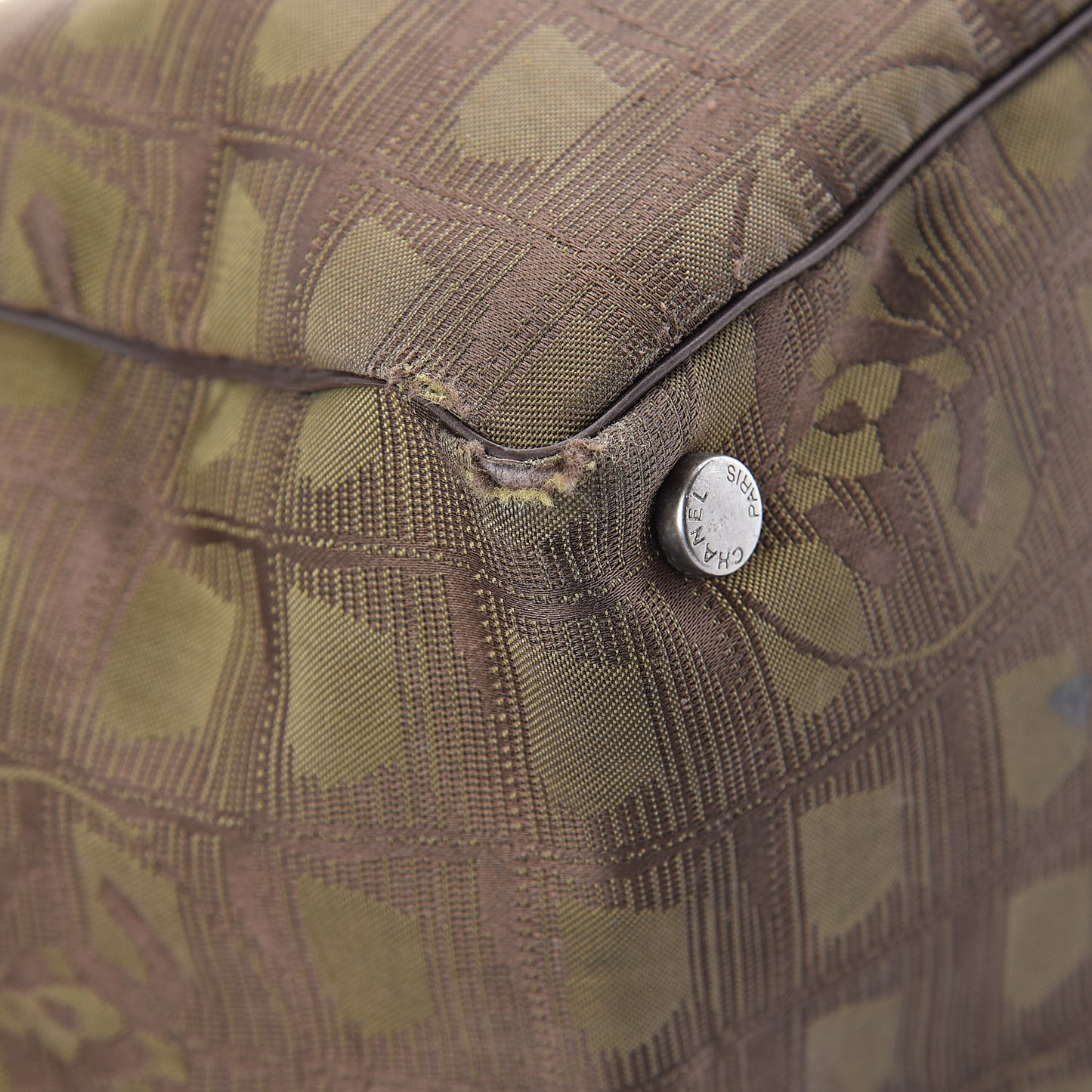 Nylon Medium Travel Tote Khaki