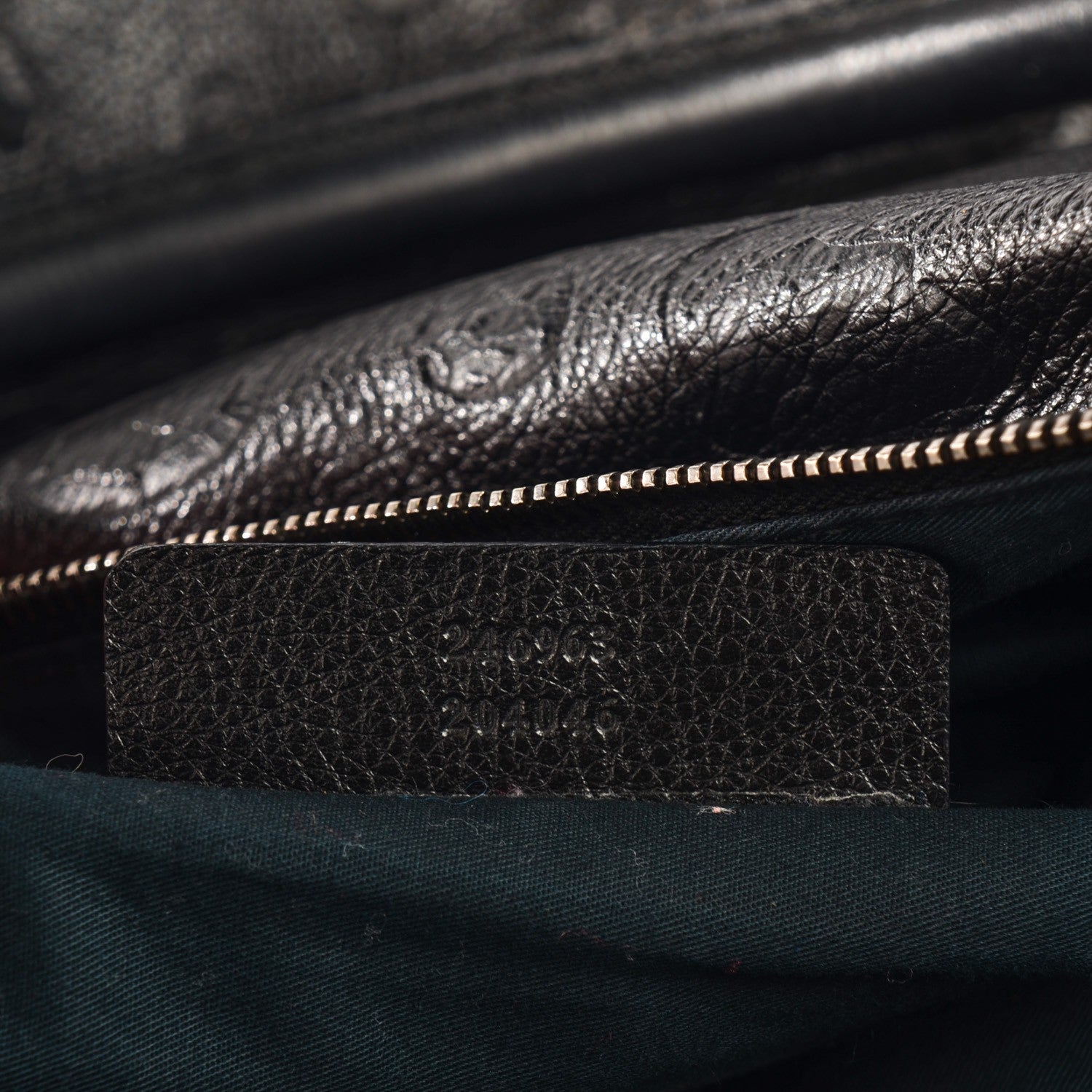 Alexander McQueen Calfskin Skull Embossed De Manta Tote Black 6 of 7