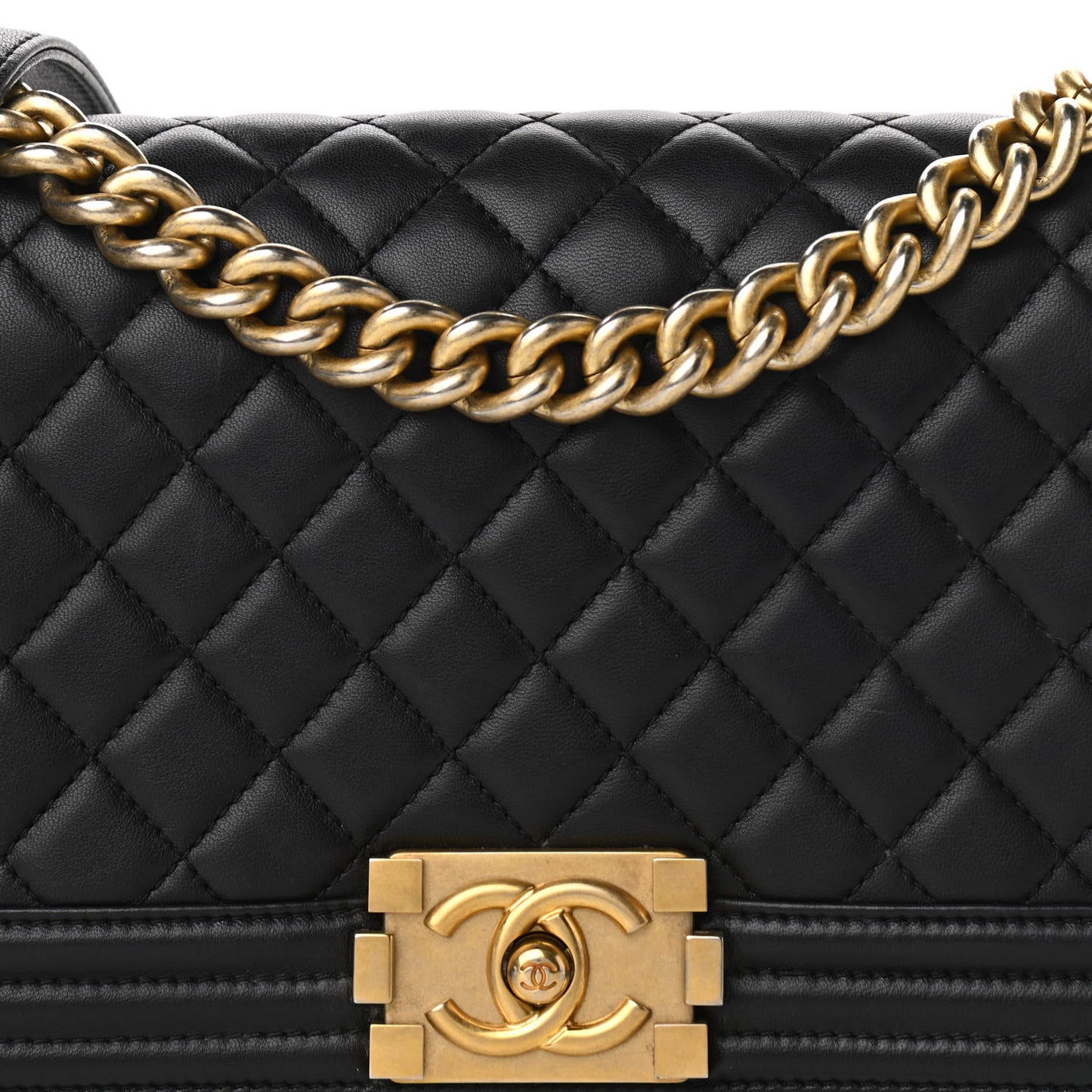 Lambskin Quilted Medium Boy Flap Black