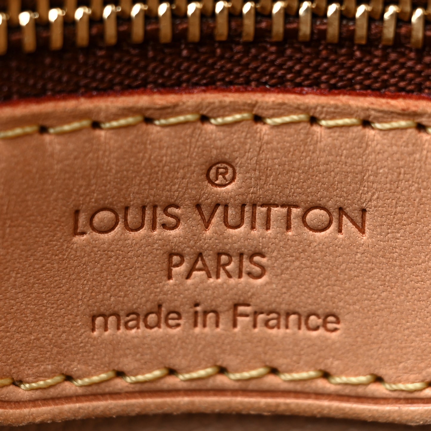 Monogram Petit Bucket 23