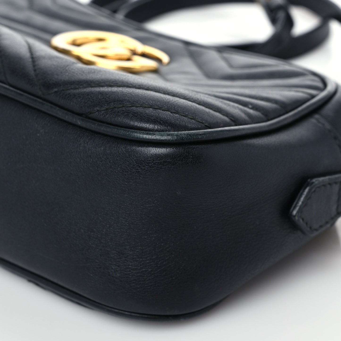 Calfskin Matelasse Small GG Marmont Chain Shoulder Bag Black