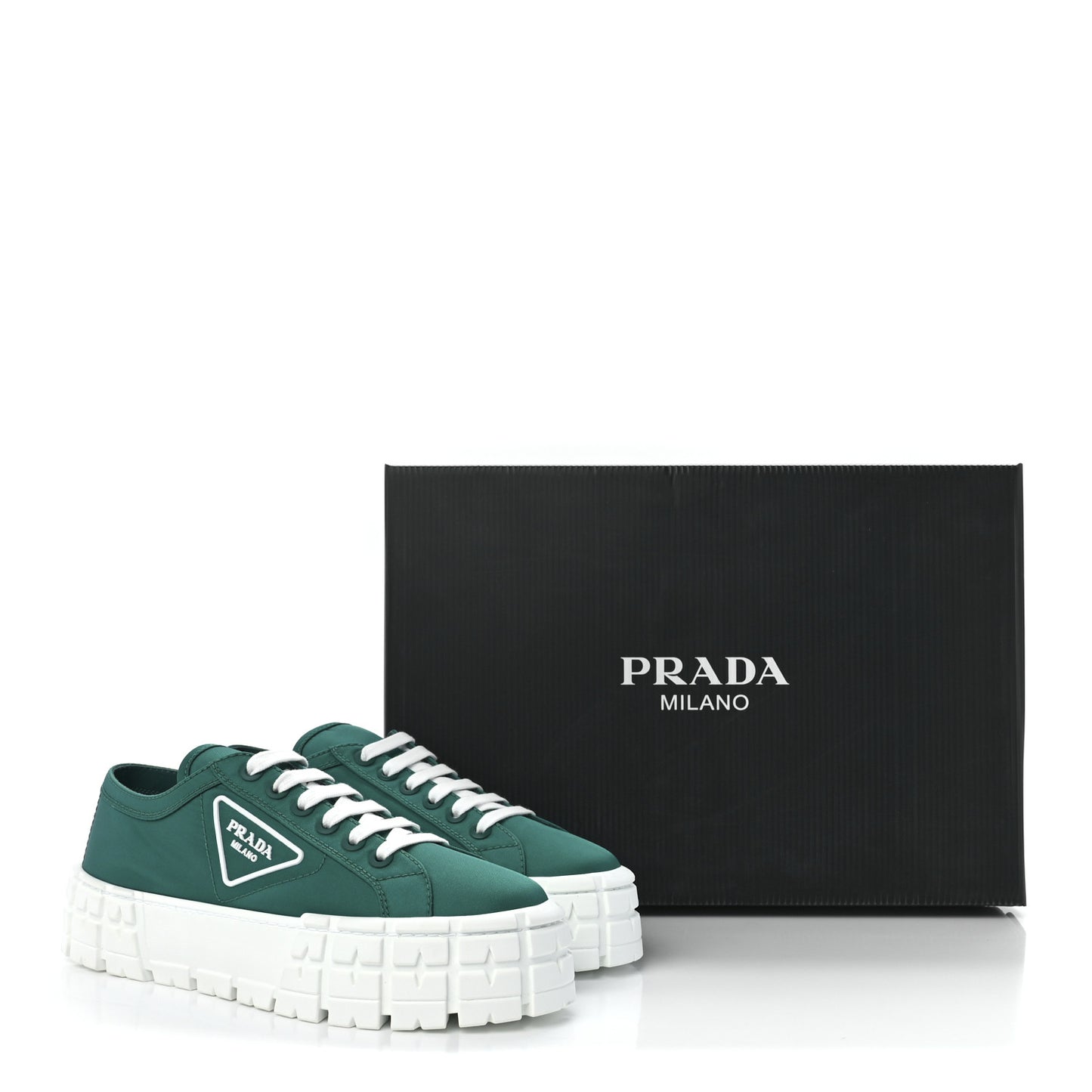 Re-Nylon Gabardine Triangle Logo Double Wheel 50mm Sneakers 41 Assenzio