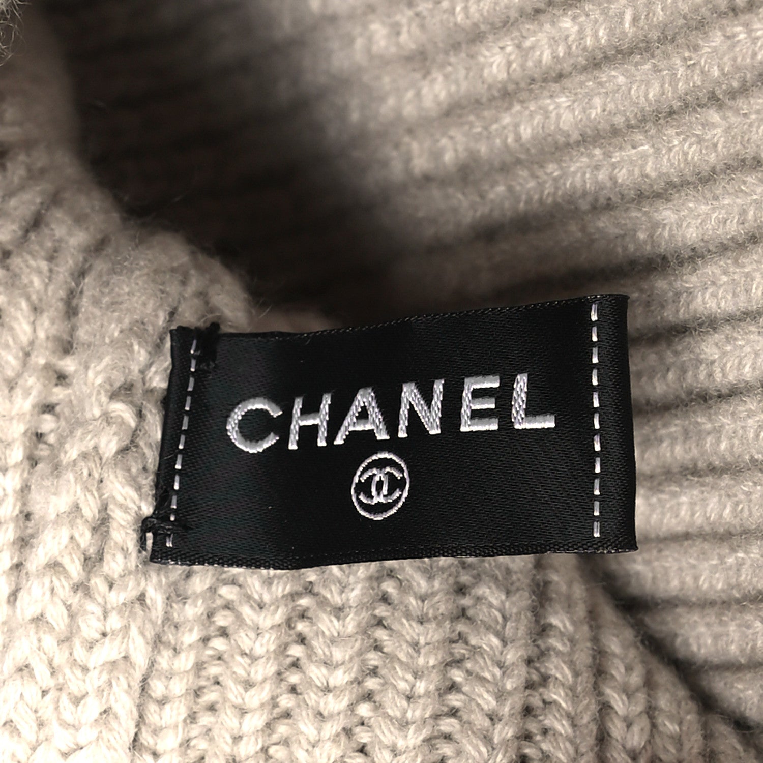 Chanel Cashmere CC Beanie Hat Ivory Black 3 of 3