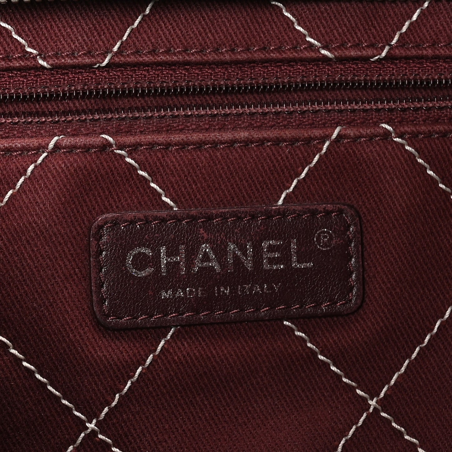 Grained Calfskin Quilted Small Daily Shopping Tote Black