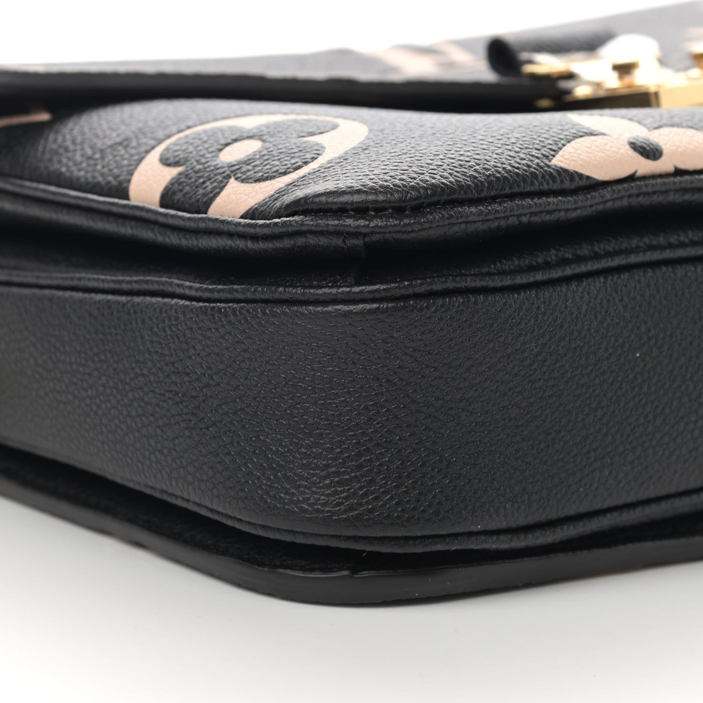Empreinte Monogram Giant Pochette Metis Black Beige