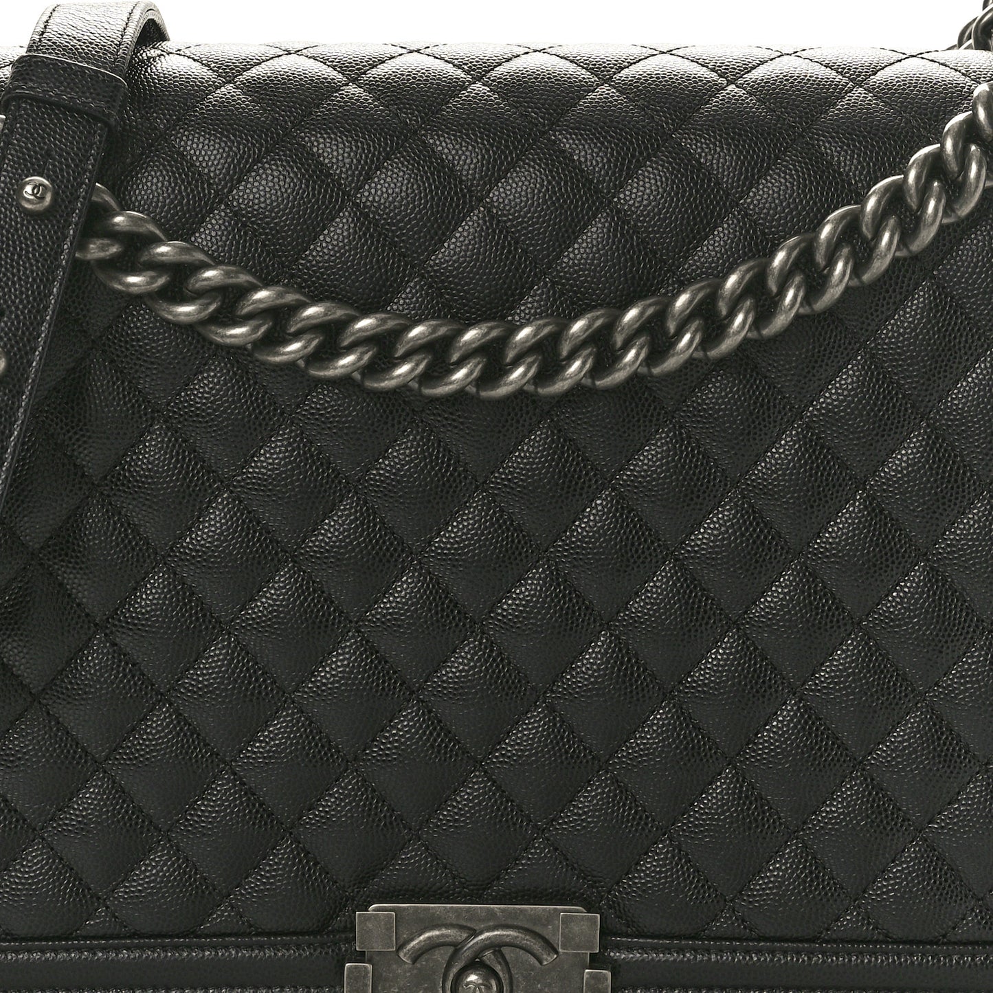 Caviar Quilted Large Boy Flap Black