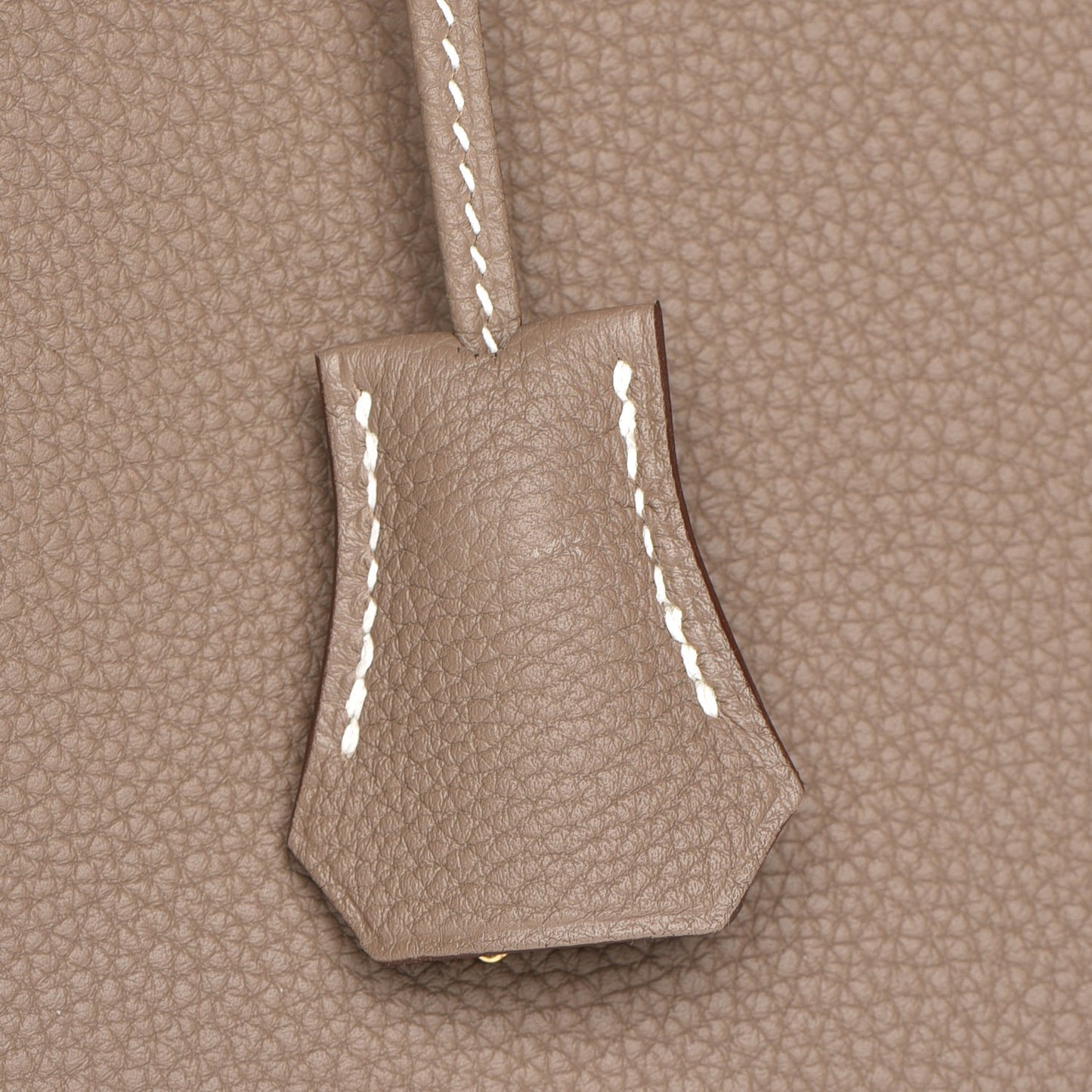 Togo Kelly Retourne 28 Etoupe