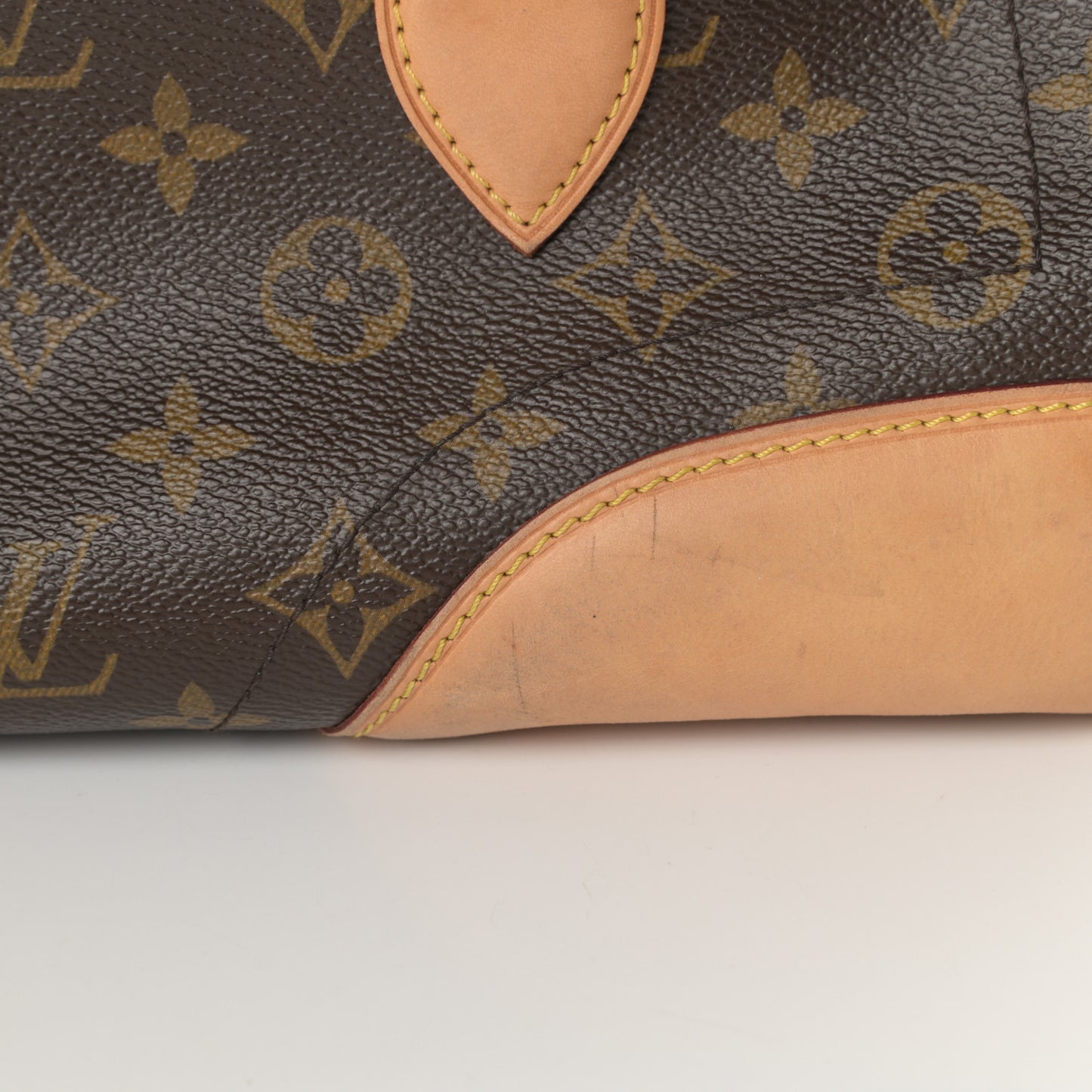 Monogram Beverly GM
