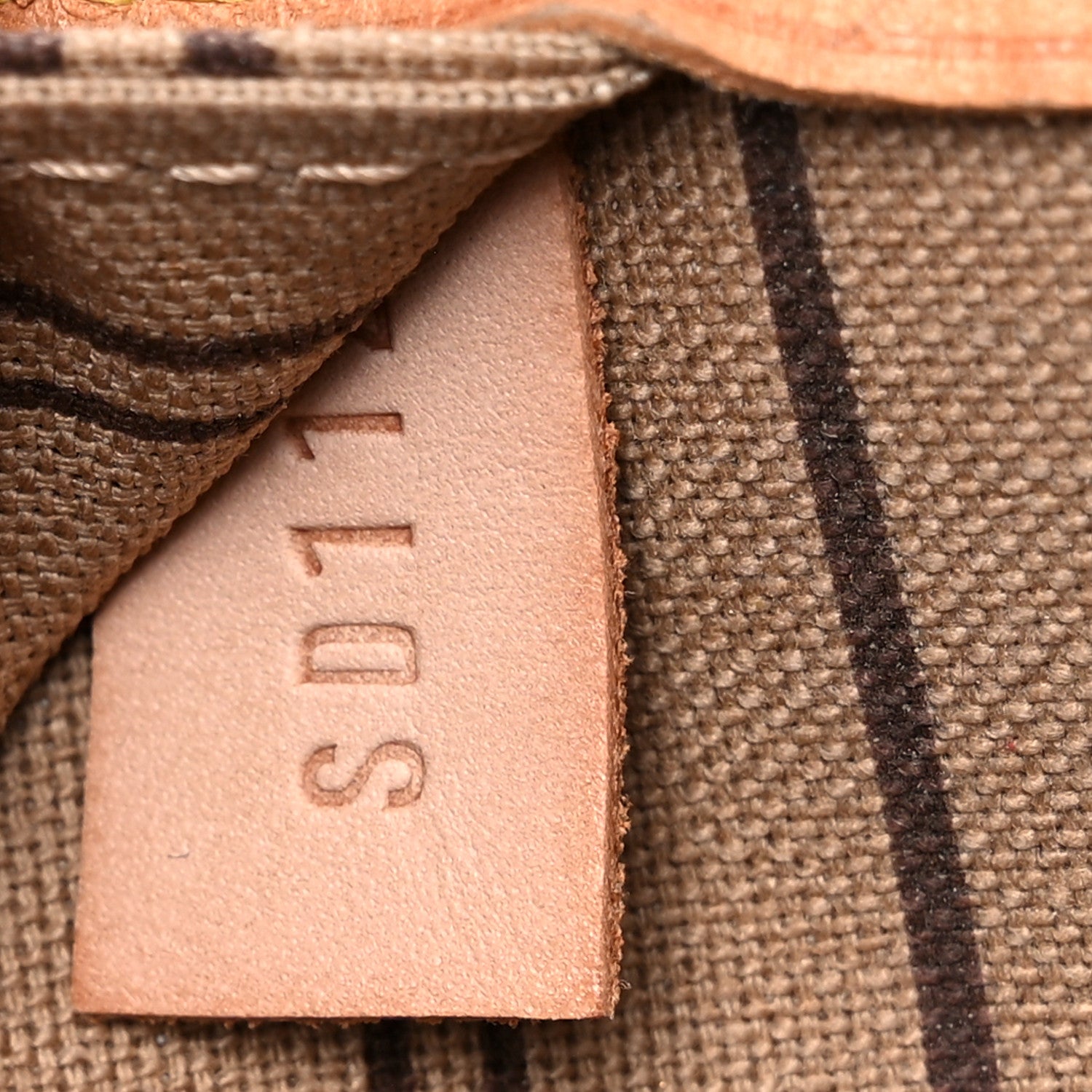 Louis Vuitton Monogram Neverfull MM 7 of 24
