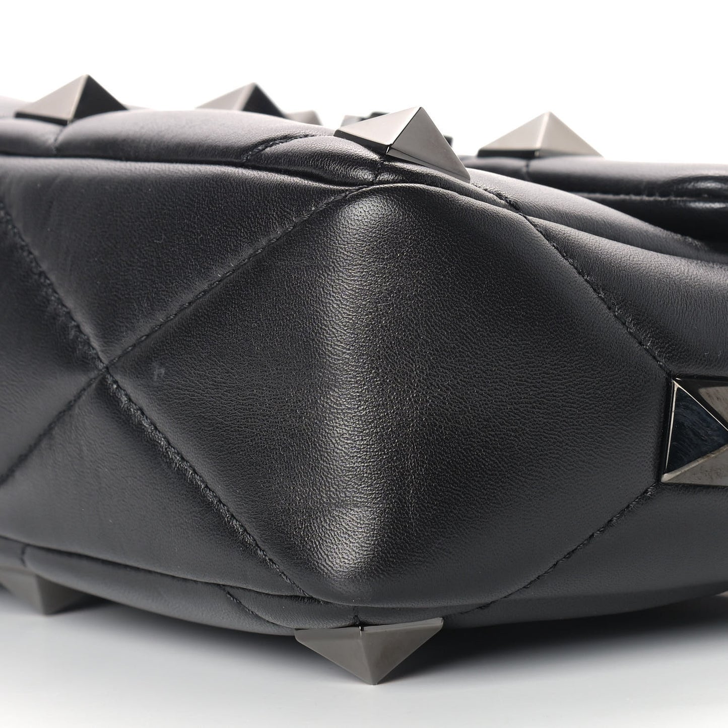 Nappa Monochrome Medium Roman Stud Shoulder Bag Black