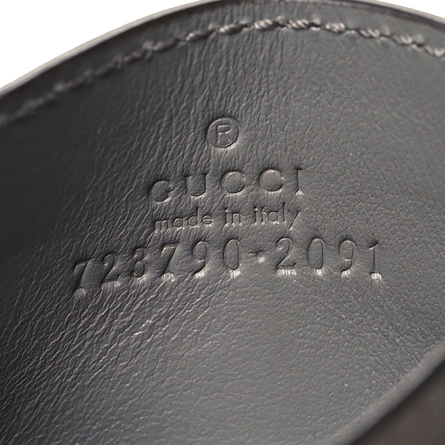 Gucci Calfskin GG Matelasse Card Holder Dusty Grey 6 of 8