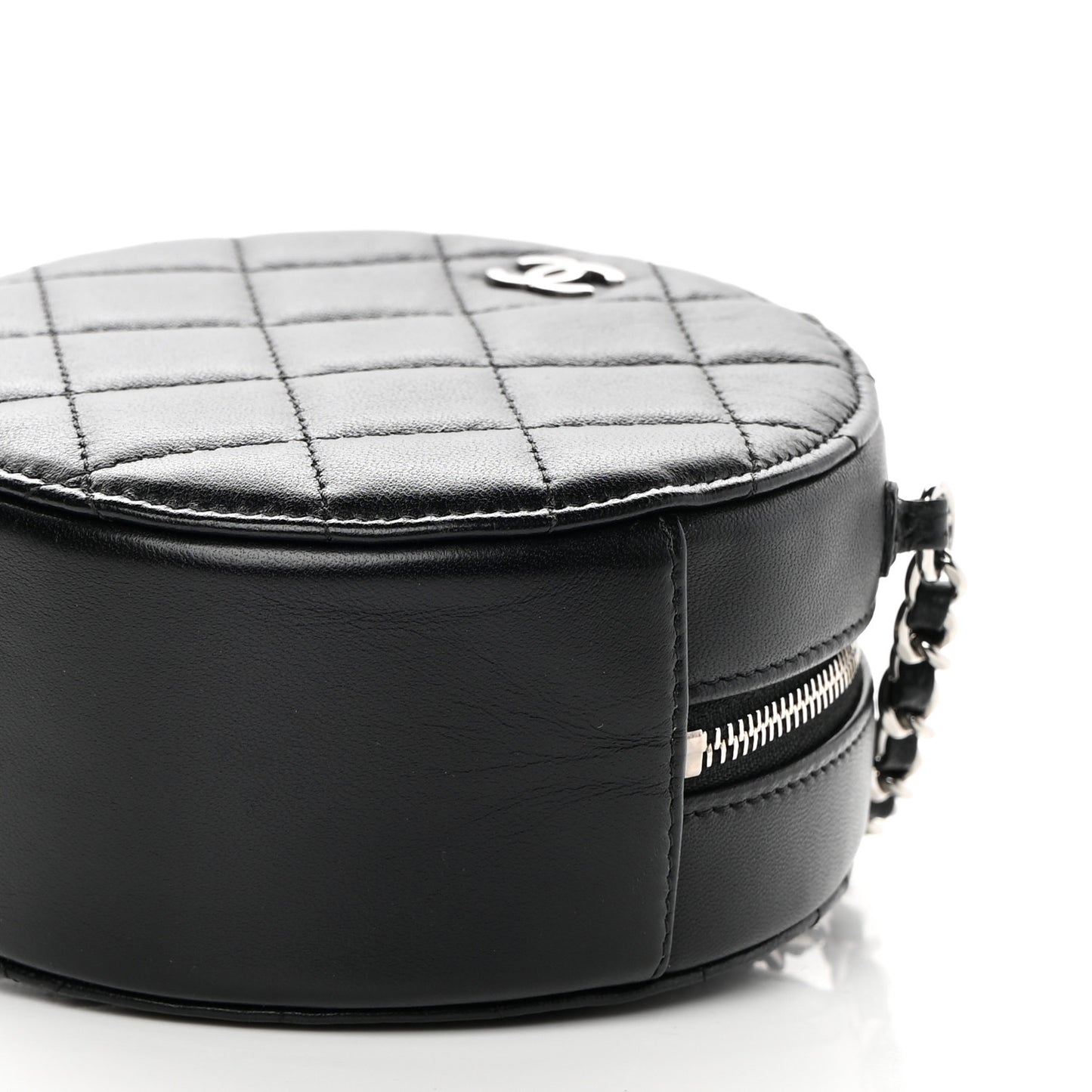 Lambskin Quilted Round Clutch With Chain Black