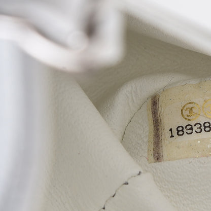 Chanel Caviar Quilted Jumbo Double Flap White 9 of 17