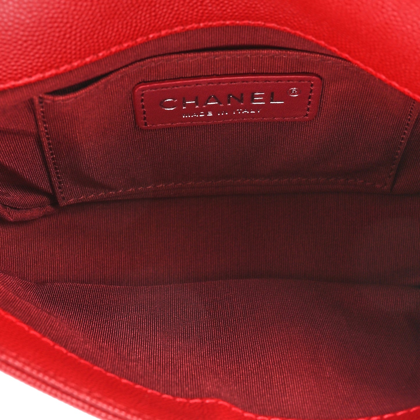 Caviar Macro Chevron Small Single Flap Red