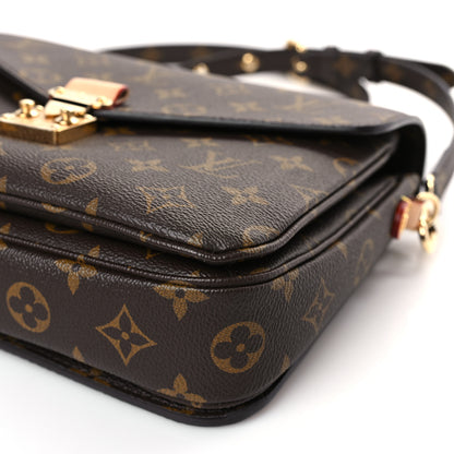 Louis Vuitton Monogram Pochette Metis 8 of 8