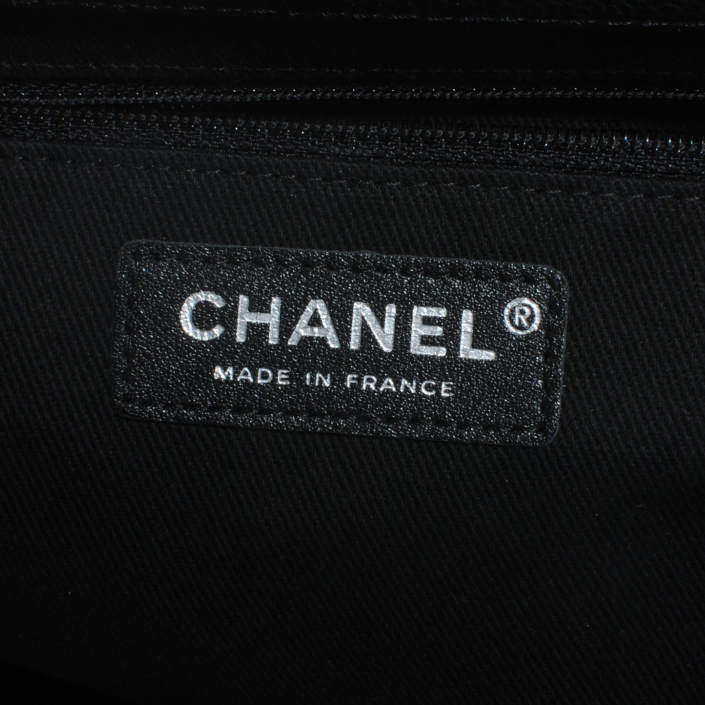 Caviar Quilted CC Large Clutch Black