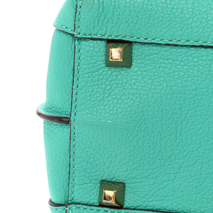 MCM Grained Calfskin Medium Milla Hobo Oasis Green 14 of 17