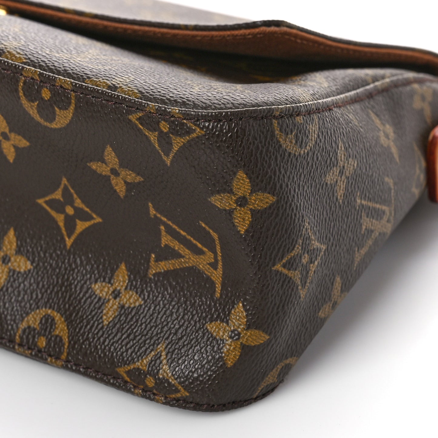 Monogram Mini Looping
