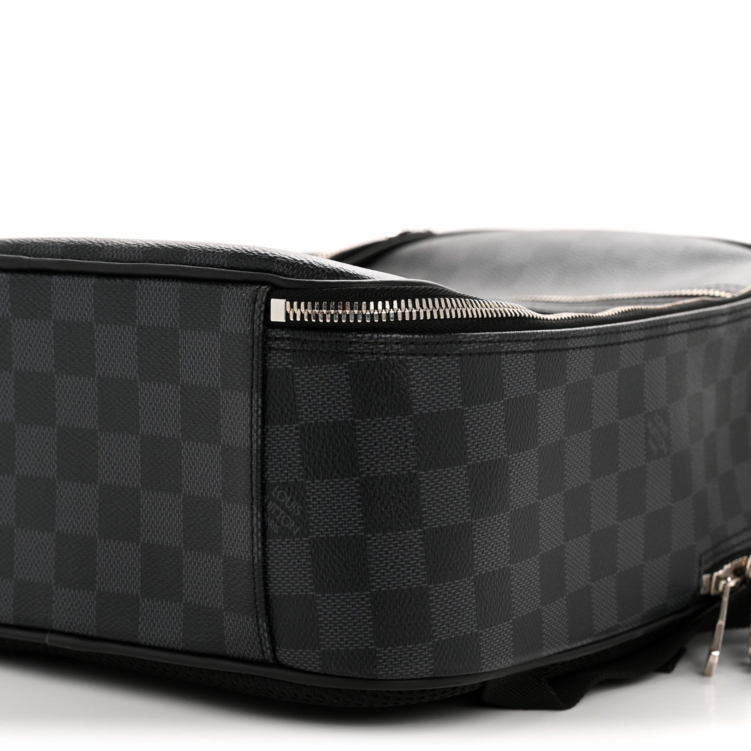 Louis Vuitton Damier Graphite Michael Backpack NV2 9 of 10