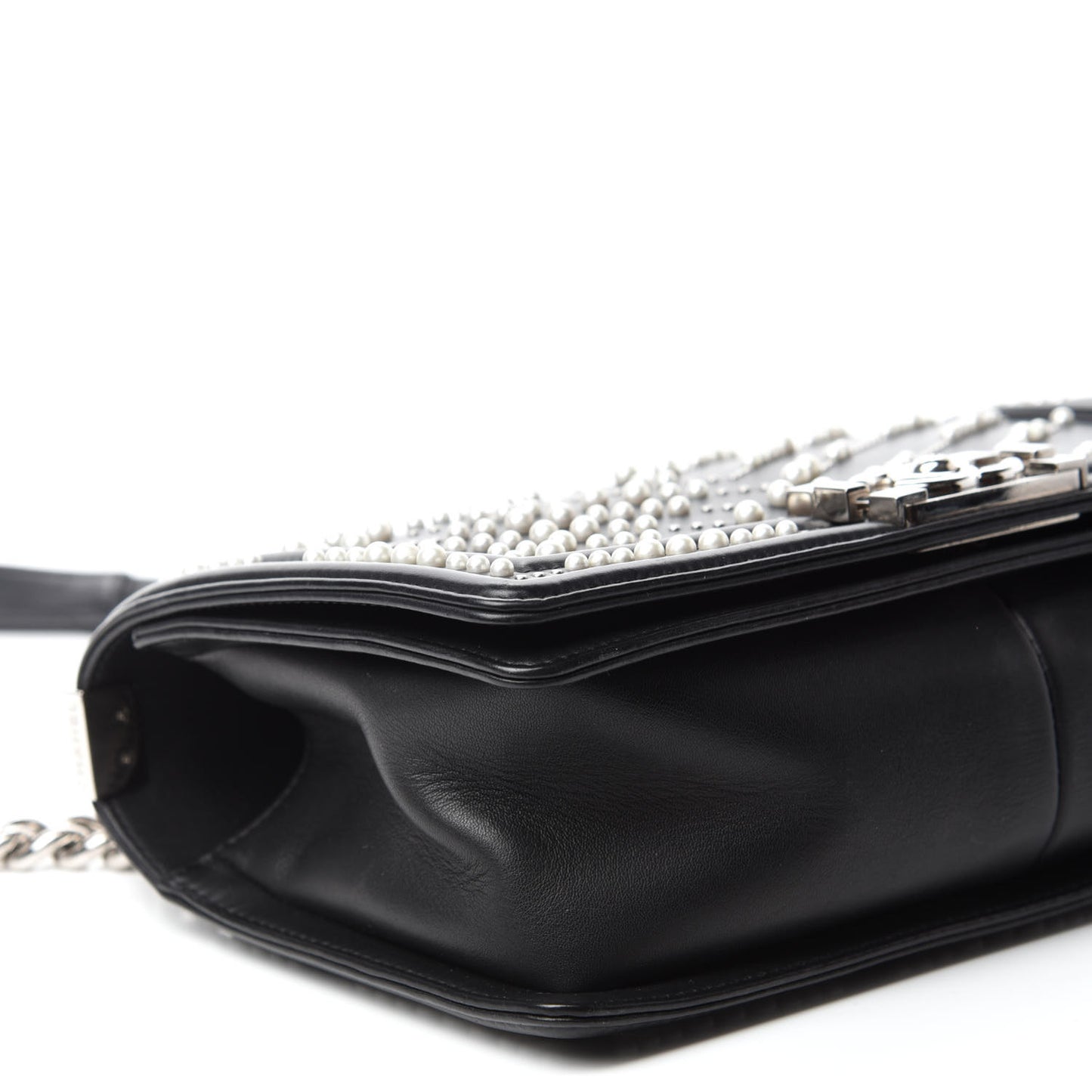 Calfskin Pearl Chevron Small Boy Flap Black