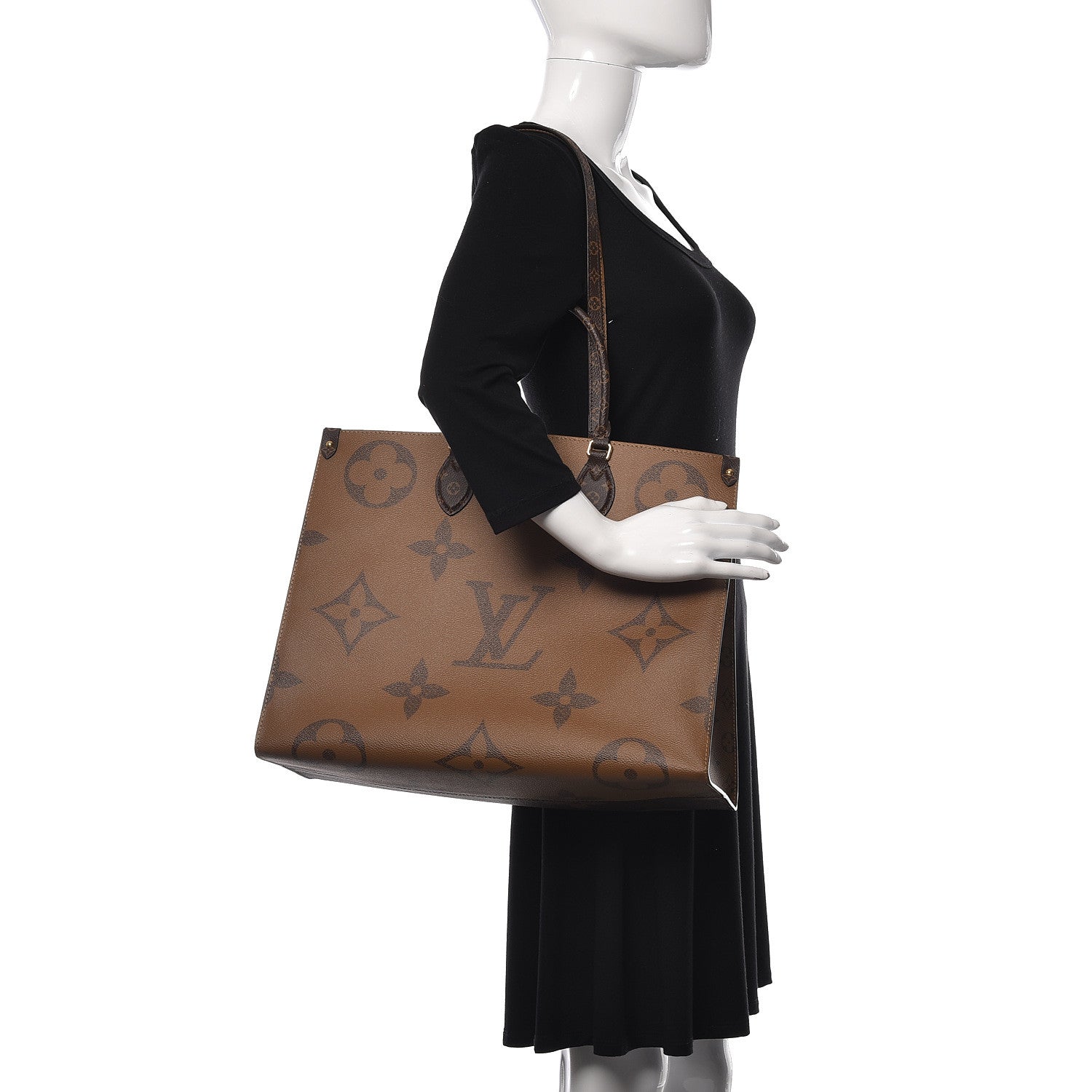 Louis Vuitton Reverse Monogram Giant Onthego GM 2 of 11