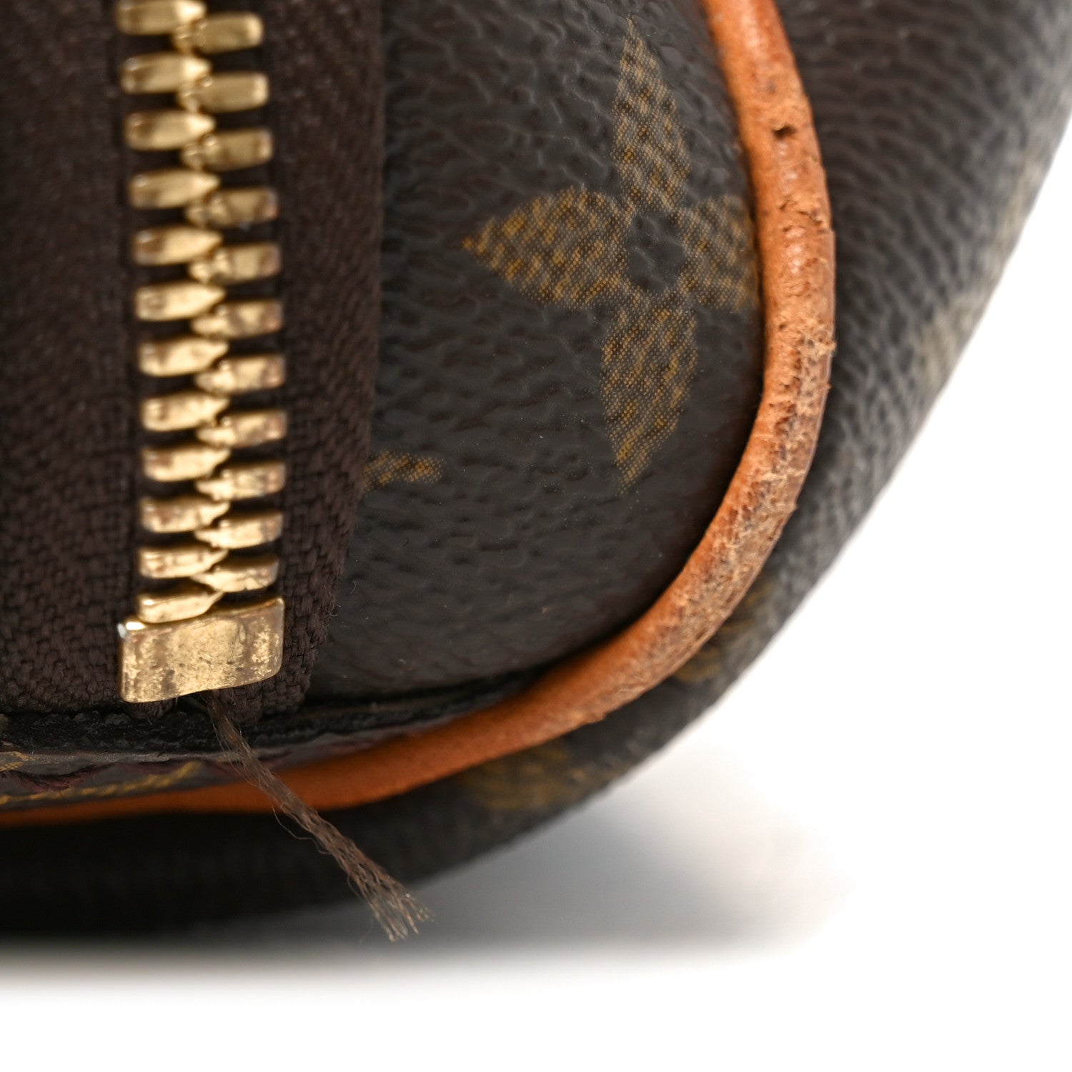 Louis Vuitton Monogram Evasion Sports Bag 13 of 13
