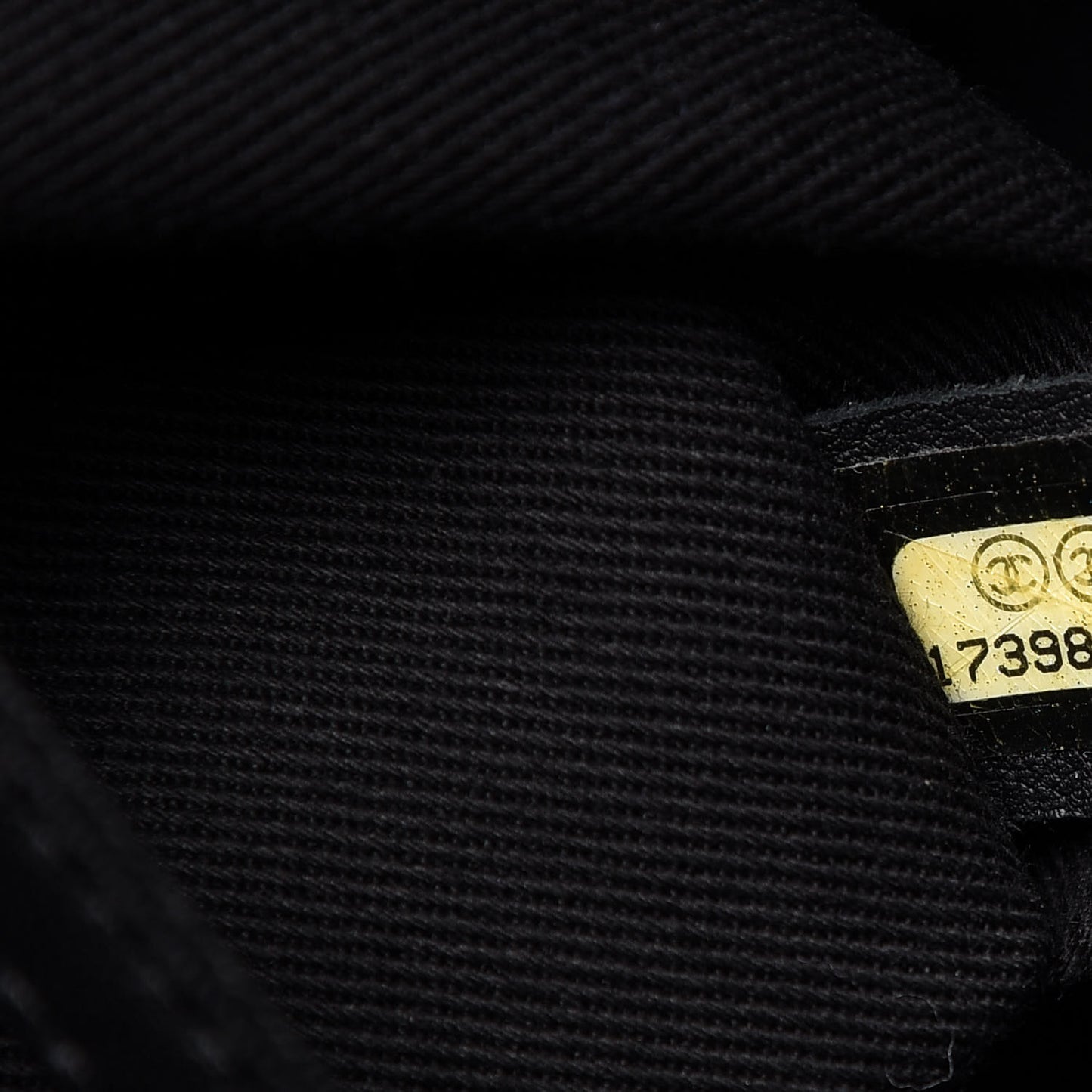 Caviar Quilted Timeless CC Soft Tote Black