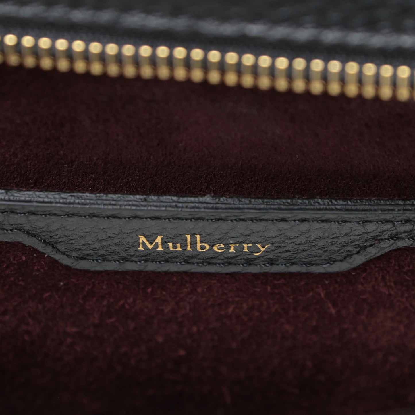 Small Classic Grain Small Zipped Bayswater Black