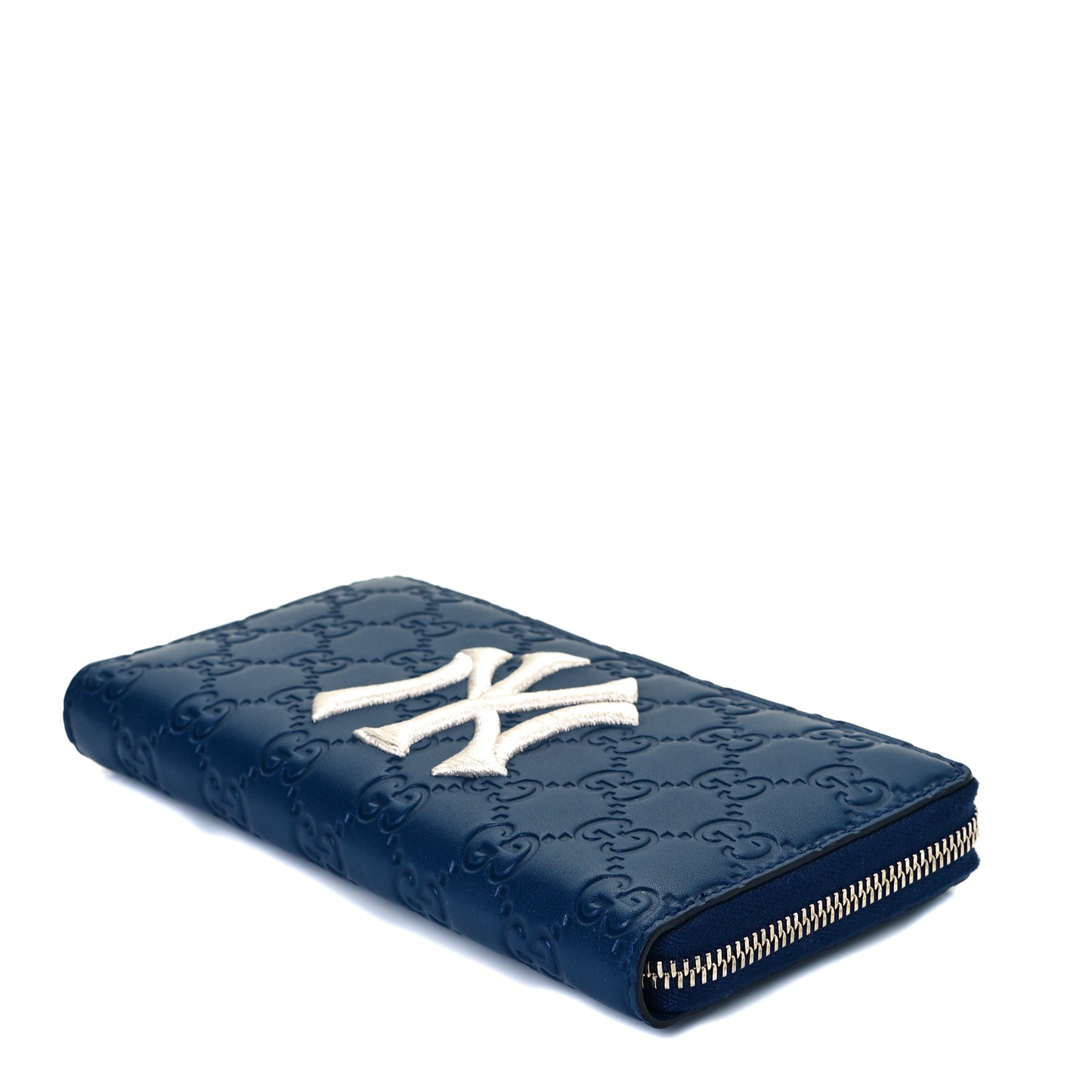 X MLB Guccissima Signature NY Yankees Embroidered Zip Around Wallet Royale Ivory