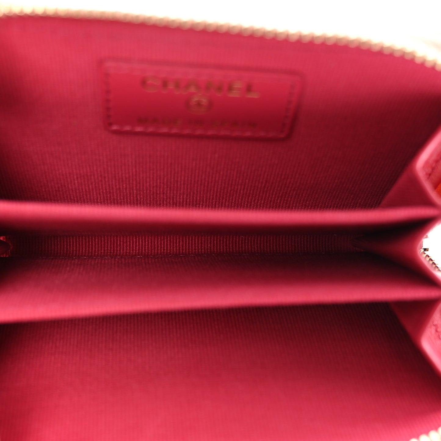 Caviar Quilted Perforated CC Zip Coin Purse Pink