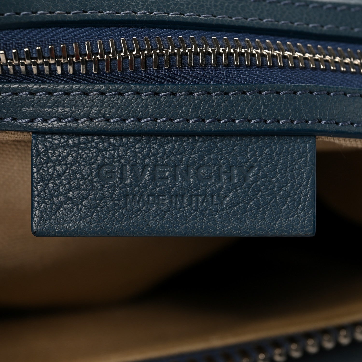Givenchy Sugar Goatskin Small Antigona Mineral Blue 6 of 9