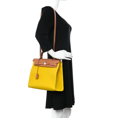 Hermes Vache Hunter Toile Officier Herbag Zip PM 31 PM Natural Jaune De Naples 2 of 12
