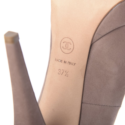 Chanel Suede CC Cap Toe Pumps 37.5 Beige 10 of 13