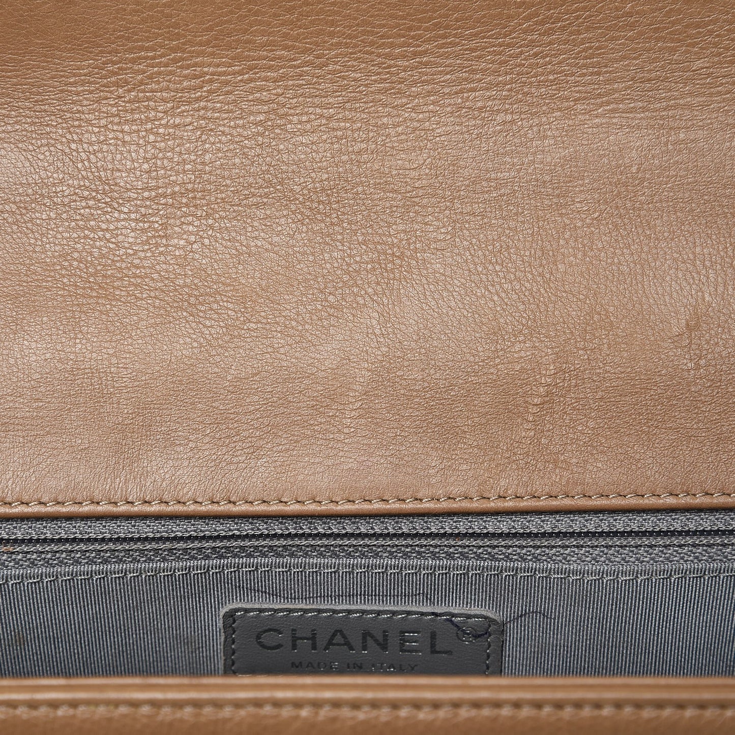 Calfskin Double Stitch New Medium Boy Flap Camel
