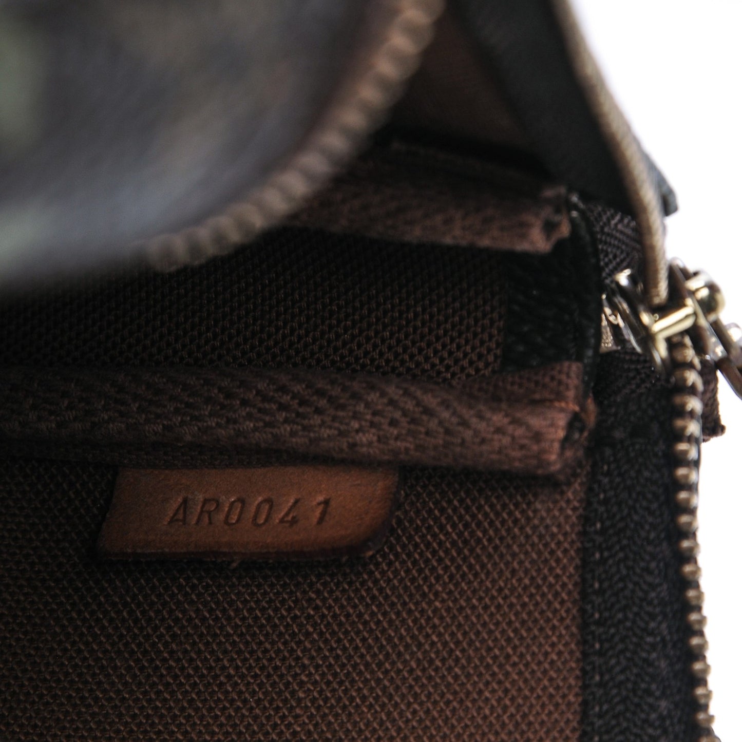 Monogram Graffiti Pochette Accessories Kaki