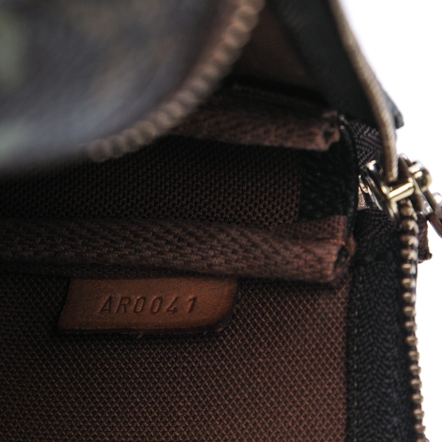 Louis Vuitton Monogram Graffiti Pochette Accessories Kaki 6 of 8