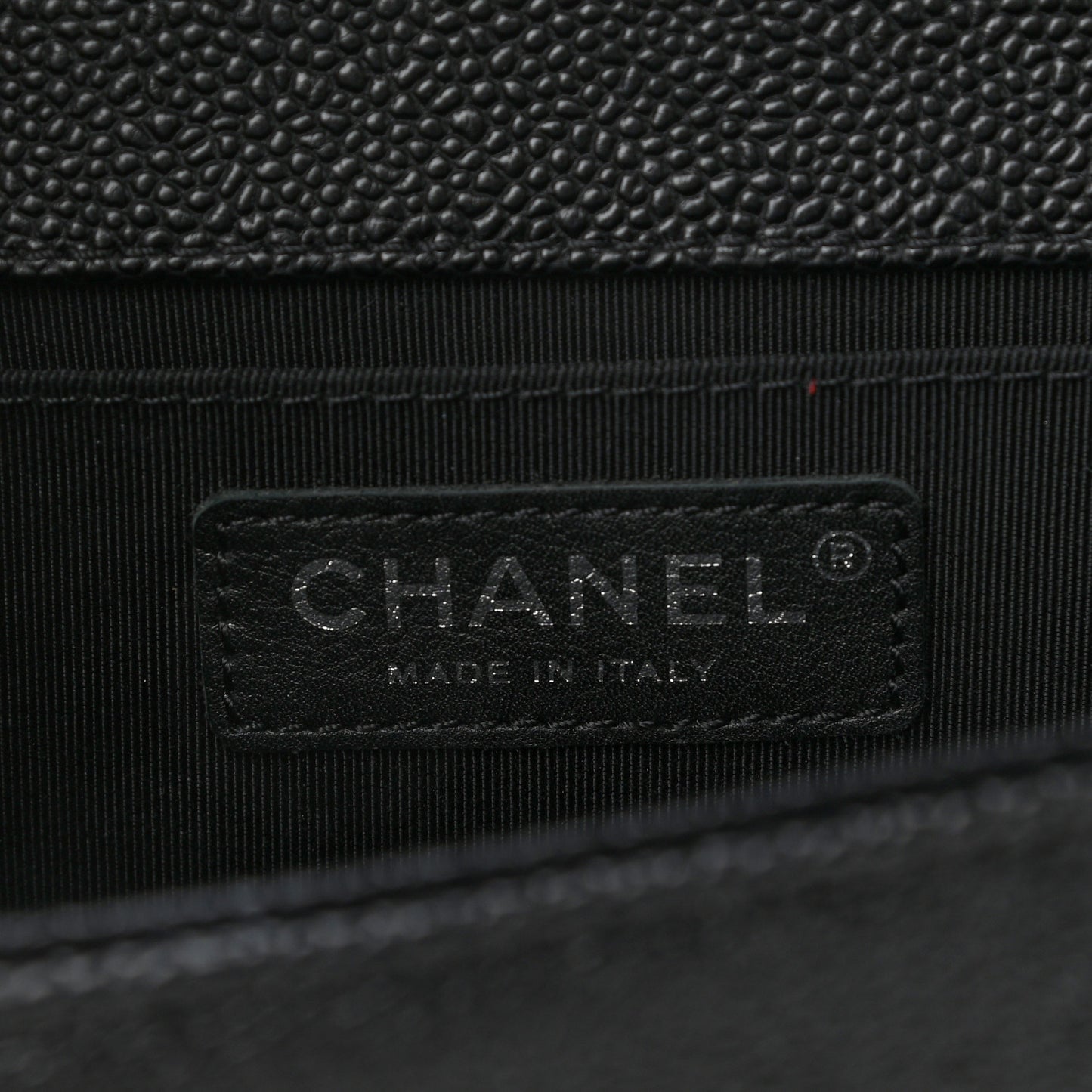 Caviar Quilted Medium Boy Flap Black